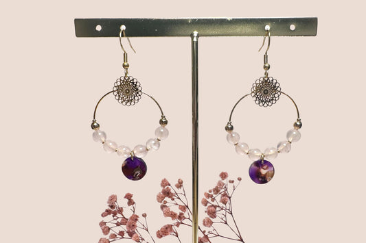 Boucles d’Oreilles en Acier Inoxydable Doré avec Perles de Quartz Rose – Douceur et Charme