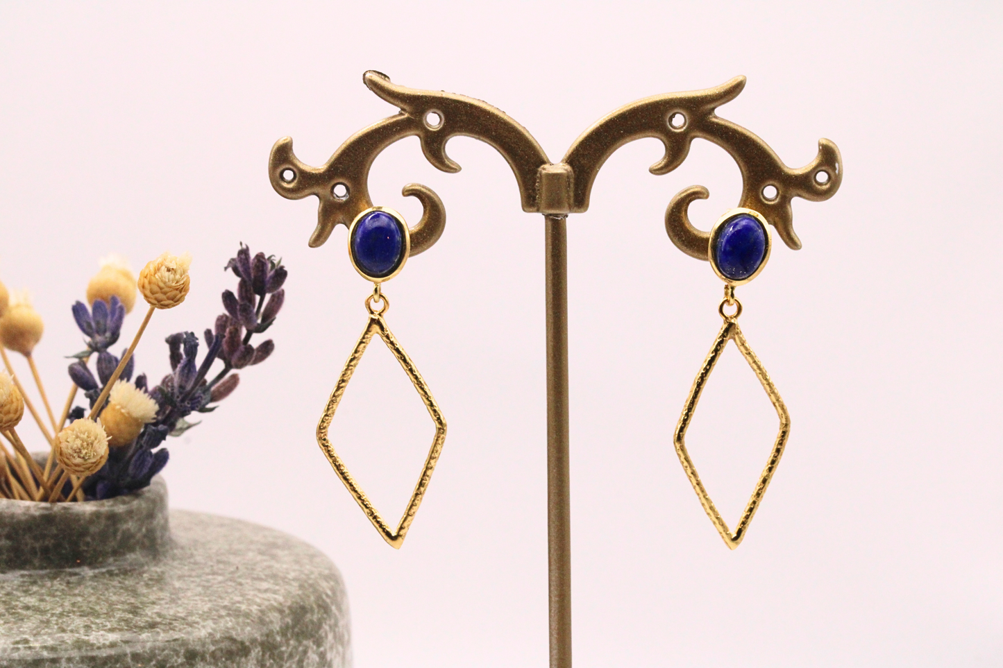 Boucles d’oreilles en acier inoxydable  – Charme et bienfaits naturels